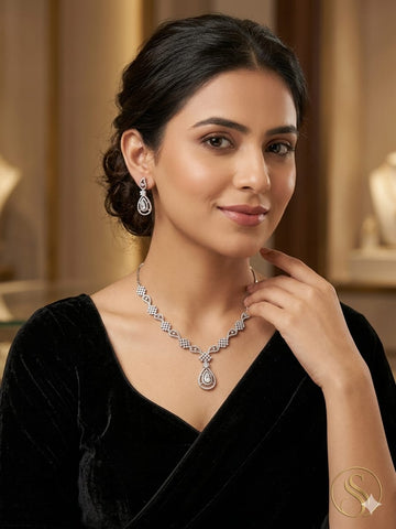 Luxury Diamond-Style Teardrop Jewelry Set – Elegant Necklace & Earrings
